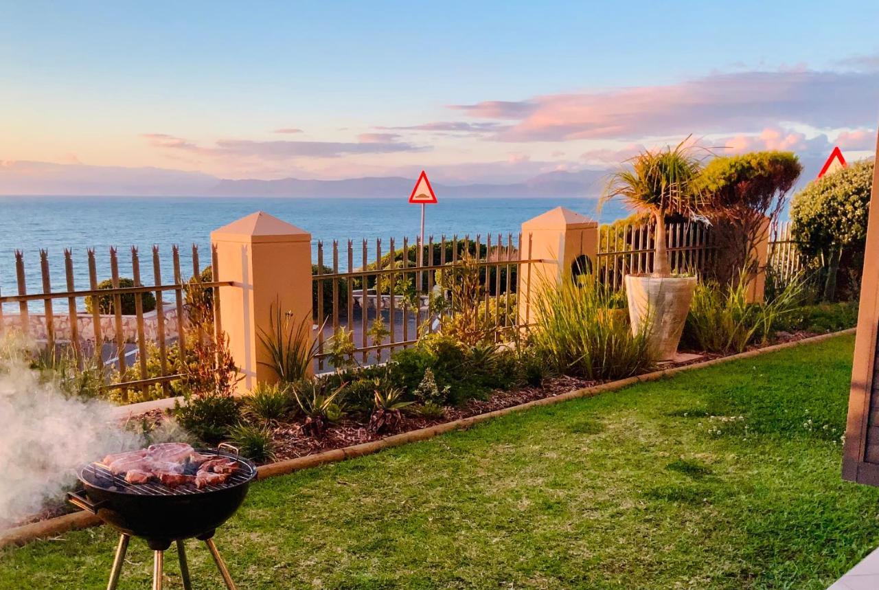 Sage At Whale Cove - Sea Facing Apartment 德克尔德斯 外观 照片