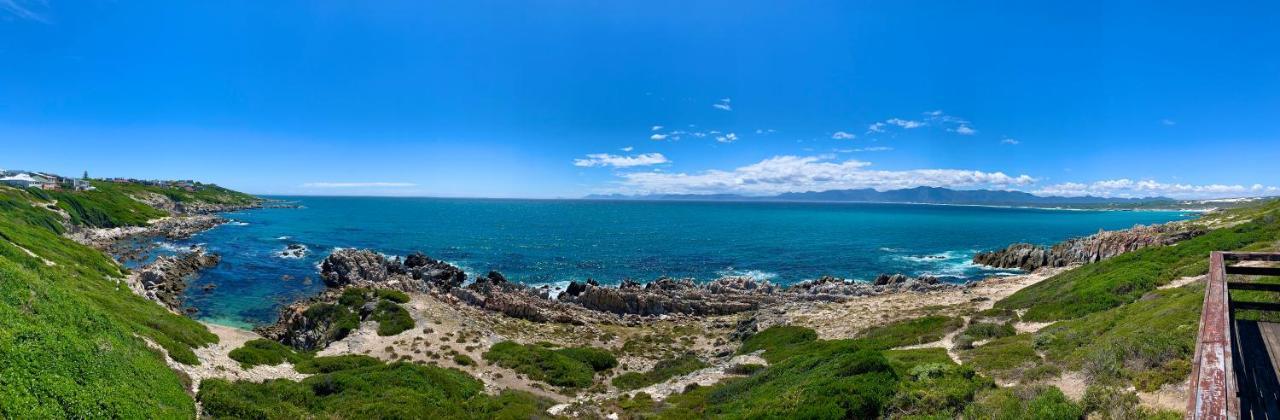 Sage At Whale Cove - Sea Facing Apartment 德克尔德斯 外观 照片