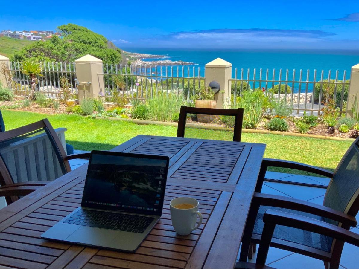 Sage At Whale Cove - Sea Facing Apartment 德克尔德斯 外观 照片